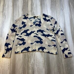 360 Cashmere V Neck Sweater Womens Medium Gray Blue Camouflage Knit Camo